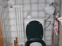 WiCi Mini, kleines Handwaschbecken für Gäste WC - Herr B (Frankreich - 17)